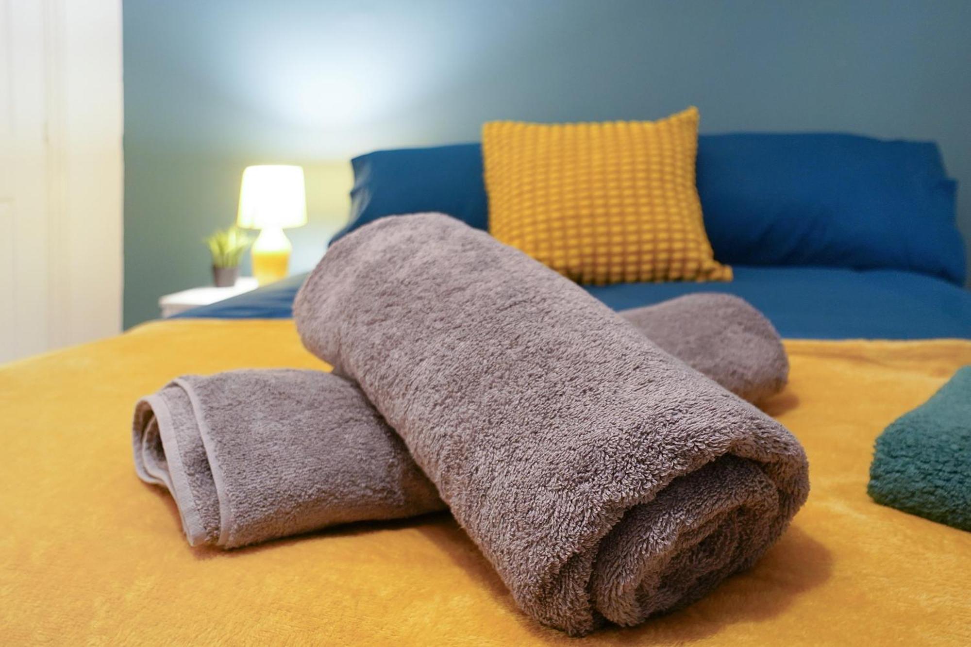 Comfortable Stylish Townhouse In Ashford Sleeps 5 Netflix 2 Parking Spaces Perfect For Contractors And Families 外观 照片