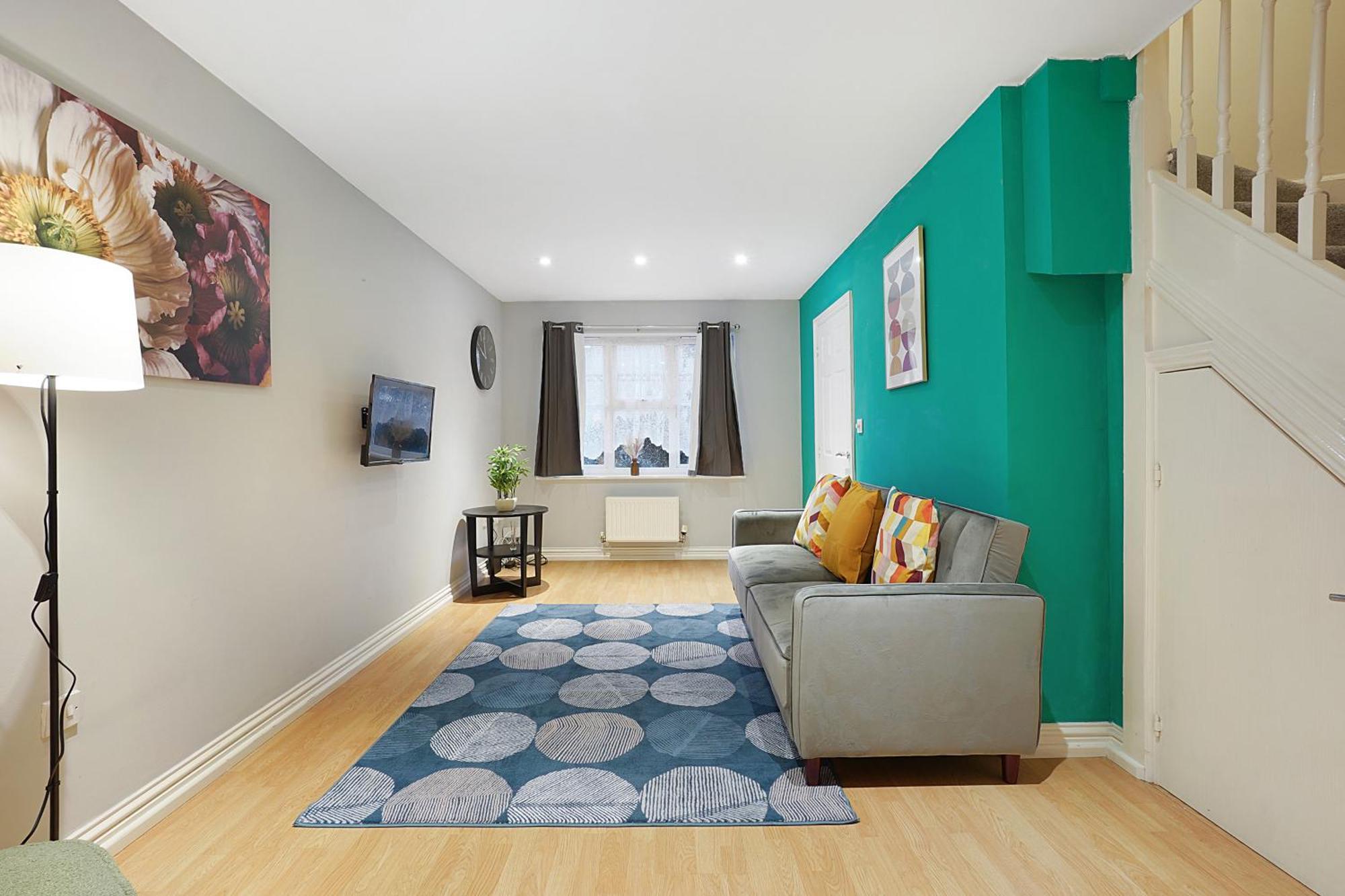 Comfortable Stylish Townhouse In Ashford Sleeps 5 Netflix 2 Parking Spaces Perfect For Contractors And Families 外观 照片