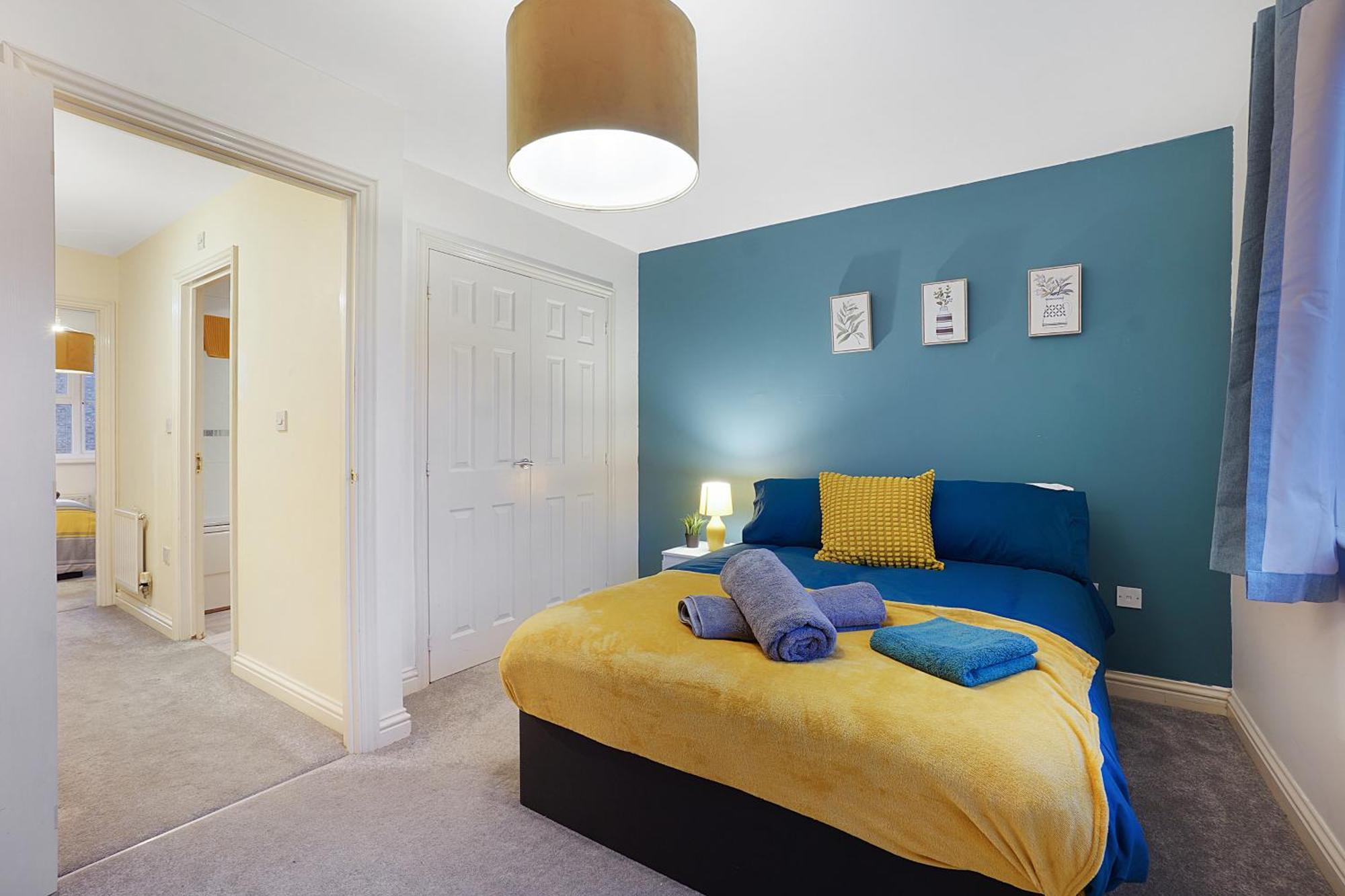 Comfortable Stylish Townhouse In Ashford Sleeps 5 Netflix 2 Parking Spaces Perfect For Contractors And Families 外观 照片